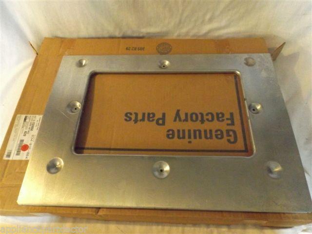 AMANA CALORIC STOVE 0309068 Shield, Heat NEW IN BOX AMANA CALORIC STOVE 0309068 Shield, Heat NEW IN BOX